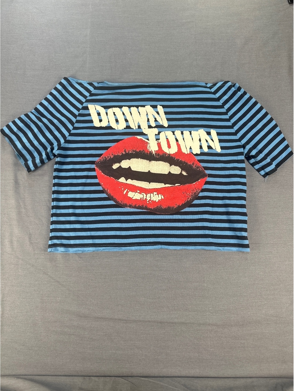 Urban Outfitters XS Blue Black Striped Crop Top with Bold 'Downtown' Lips Print